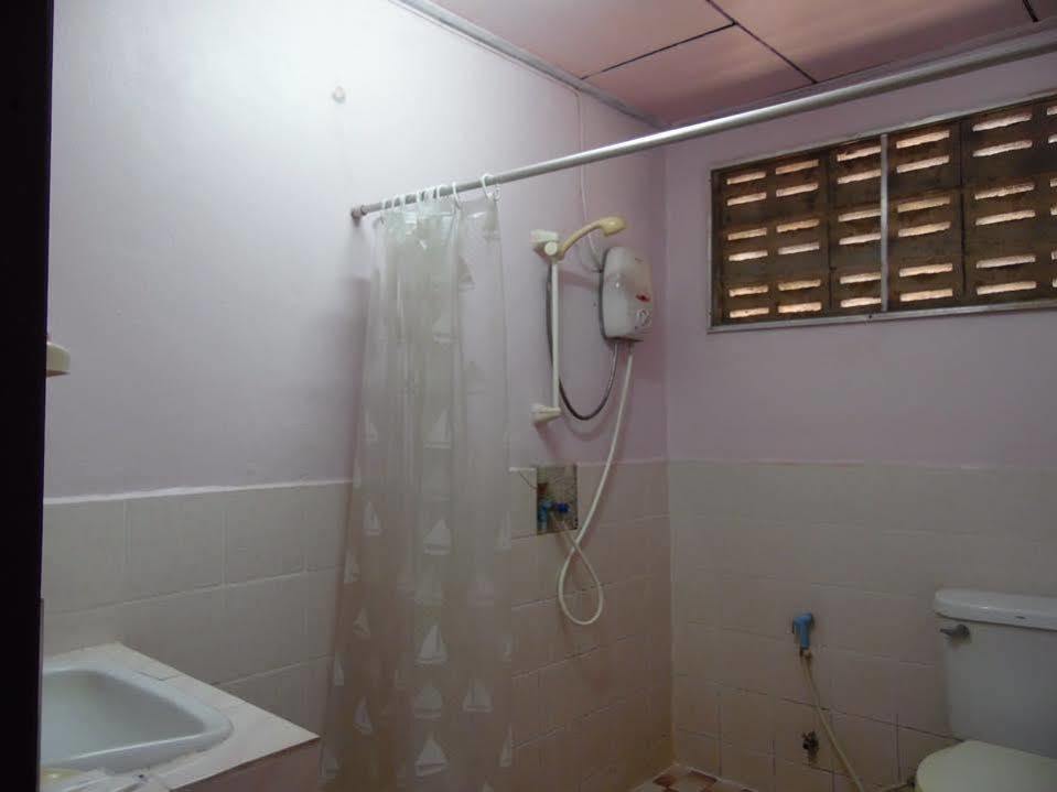 Thaveesinh Hotel Ban Houayxay Exterior foto